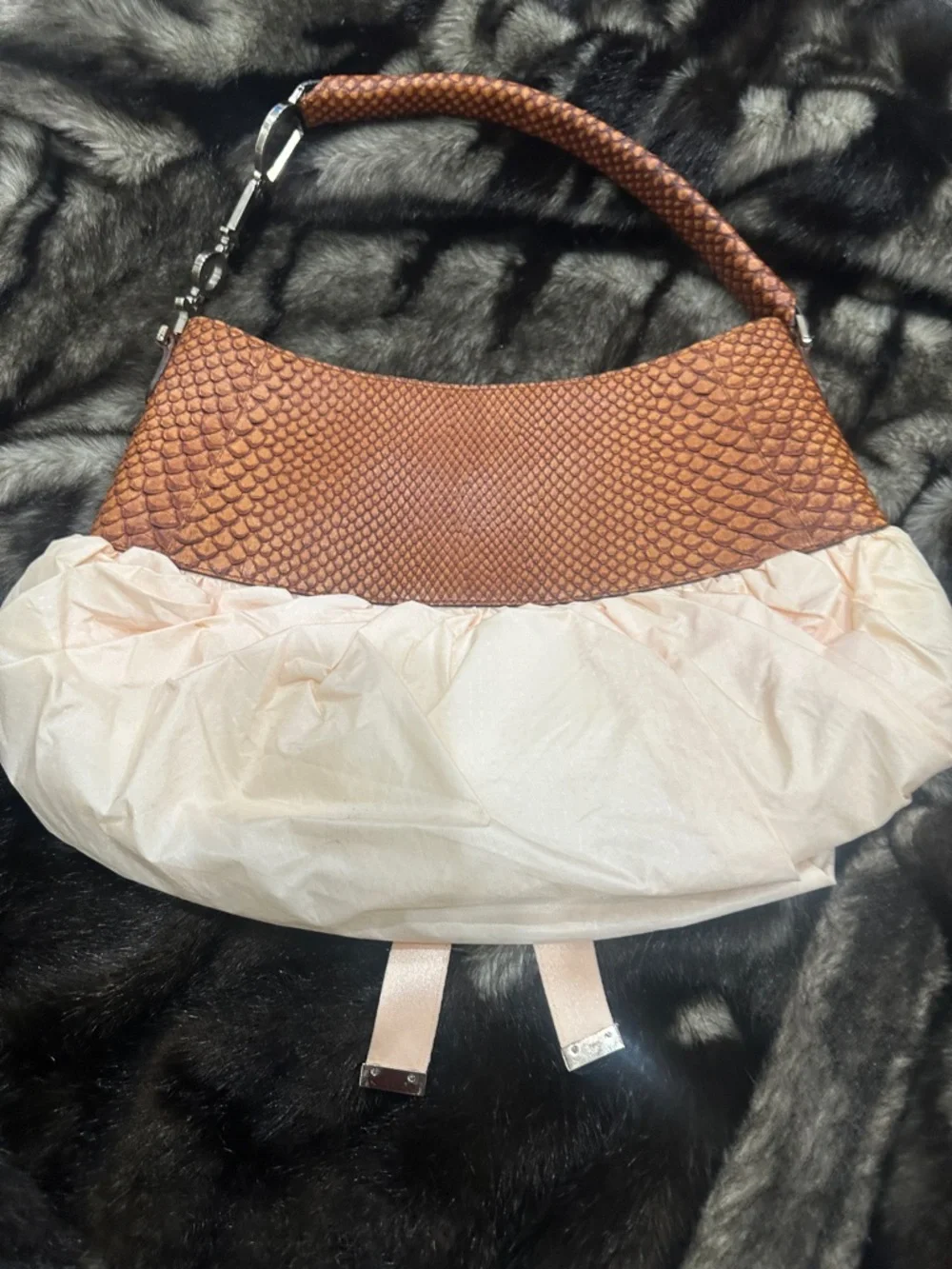 DIOR Brown snake skin & Cream Shoulder Bag with Pink Bow and Dior hardware. - Picture 5 of 12